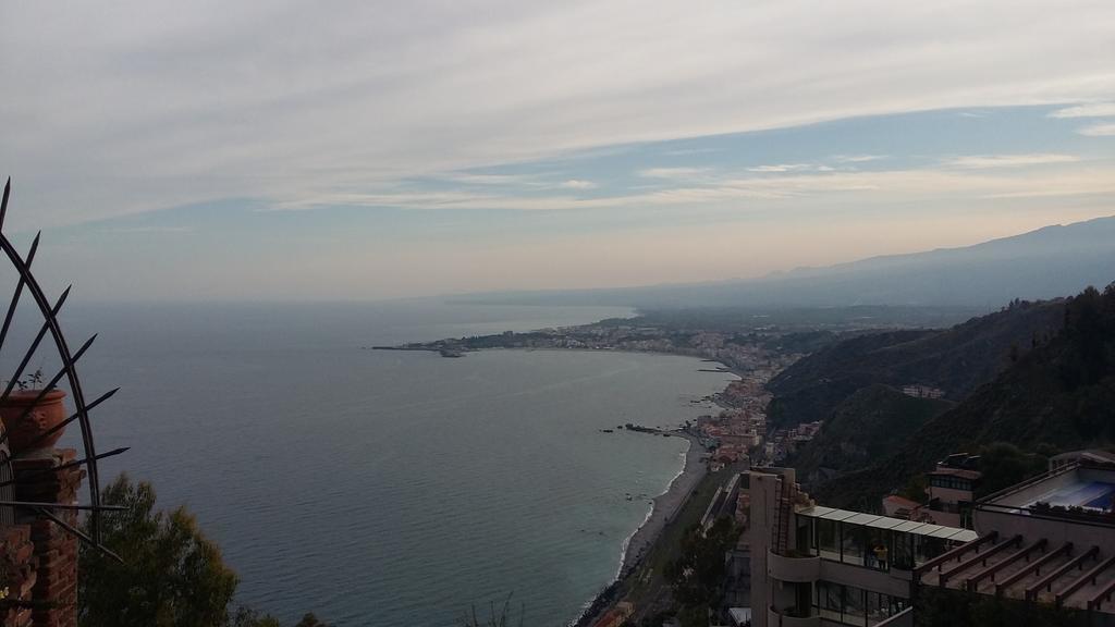 Taormina Rainbow House Apartment Luaran gambar