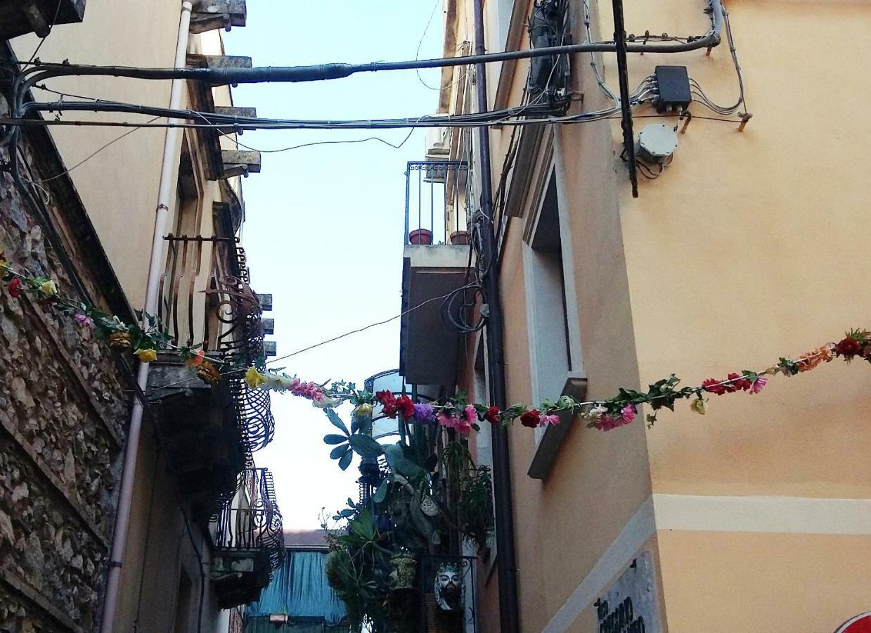 Taormina Rainbow House Apartment Luaran gambar